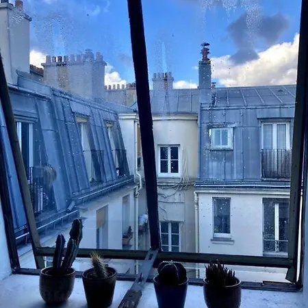 Quiet And Bright Close To Republique And Marais * Paris