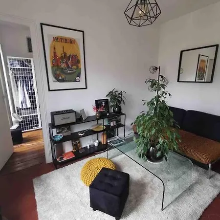 Quiet And Bright Close To Republique And Marais Paris