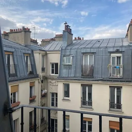 Apartment Quiet And Bright Close To Republique And Marais Paris
